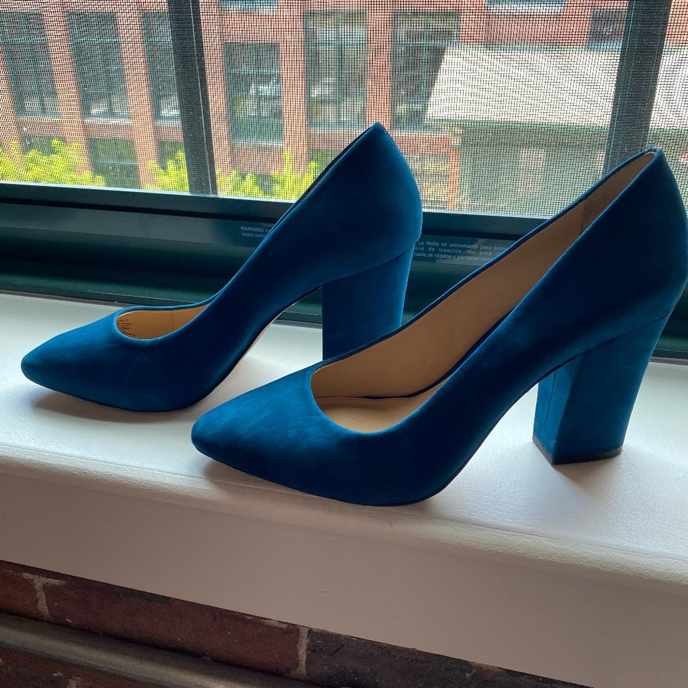 Antonio Melanie Blue Heels